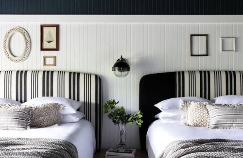 Ocean Point Hotel | Quaint Oceanfront Room Perfect for Relaxing After Adventurous Days | with Pool
