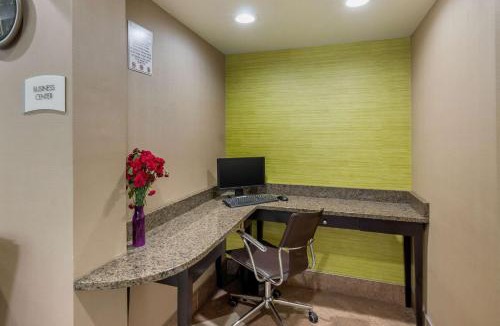 Covington Hotel | Quality Inn Covington Downtown