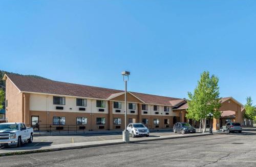 South Fork Hotel | Quality Inn & Suites South Fork - Wolf Creek