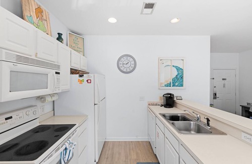 Sea Trail Condo | Quiet 2BR Golf Villa in Sunset Beach. (RP3209)