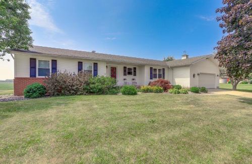 New Haven  Huron County House | Quiet Greenwich Home w/Pool + Screened Porch!