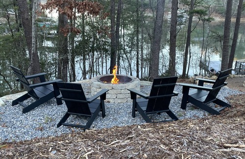 Nebo House | Quiet Waterfront Lake House with Private Dock