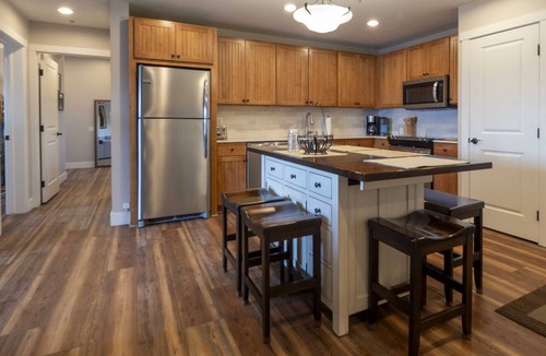 Silvercreek Condo | Rare 3 bedroom in Base Camp One - Ski-In/Out