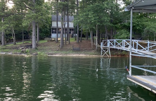 Double Springs House | Recently updated. Year Round Waterfront Lakehouse - Whitt's End