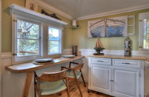 Bayfield House | Red Bungalow Vallecito Studio Cabin near Durango, CO