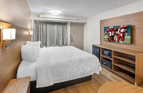 Columbus Hotel | Red Roof Inn PLUS+ Columbus-Ohio State University OSU