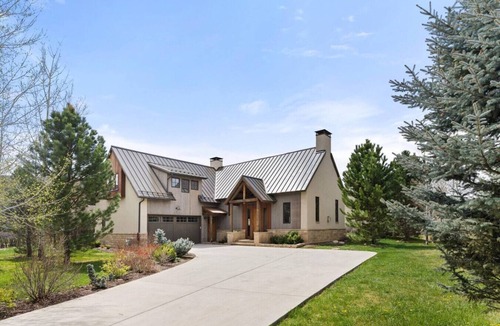 Carbondale House | Refined Mountain Home Carbondale