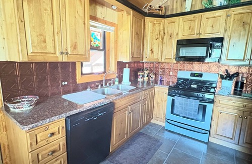 Cimarron Cabin | Relax & Explore in the San Juans