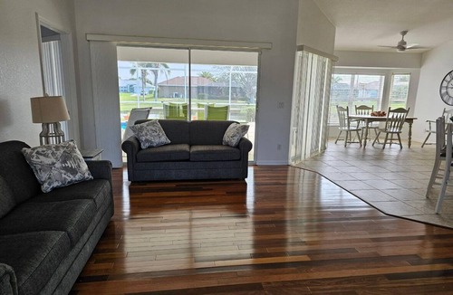 Long Meadow House | Relaxation awaits at this 3 bedroom Rotonda Retreat.
