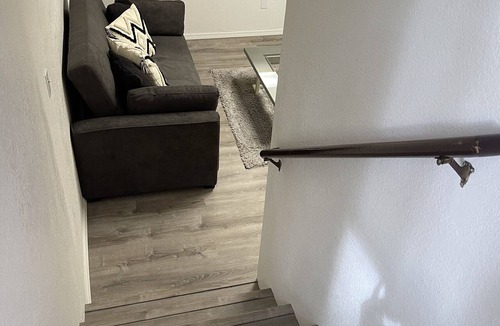 Abbott Loop Apartment | Relaxing Anchorage Retreat, Garden Level Unit 2
