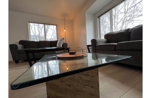 Abbott Loop House | Remodeled central townhouse w/fireplace bike trails & parks