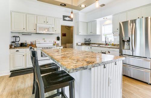 Sunshine House | Remote-Work Friendly: Lehigh Acres Family Home