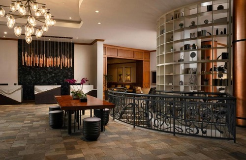 Broomfield Hotel | Renaissance Boulder Flatiron Hotel