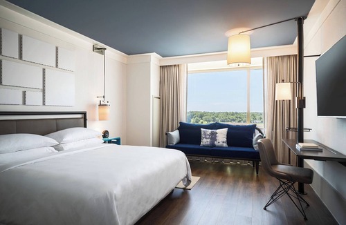 Westerville Hotel | Renaissance Columbus Westerville-Polaris Hotel