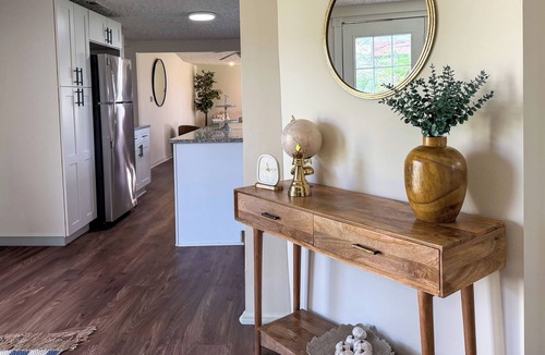 Northeast Columbus House | Renovated 4BR, Minutes to Airport, Spacious & Cozy