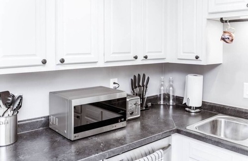 Downtown Columbus Apartment | Renovated Central C❤German Village/Children's Hospital