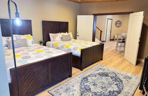 Alyeska House | Residential Area Ski Chalet by Creek - Sleeps 6