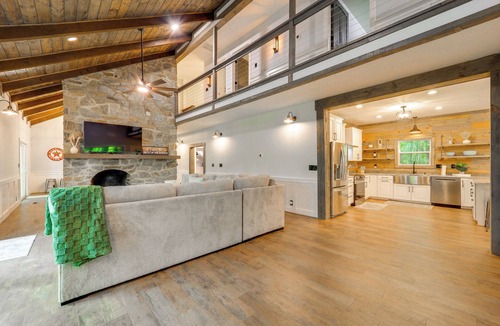 Deep Gap House | Resort Perks & Game Room! Group Escape in Deep Gap