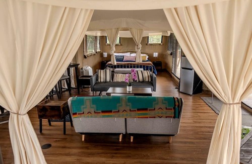 Marble Falls RV Rental | Rest and Recharge at this Wonderful Glamping Destination in Burnet, Texas