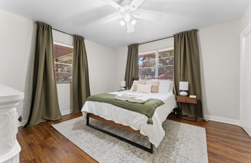 Highlands - Perkins House | Rest & Play- Fire pit, Grill, PingPong- Walk 2 LSU
