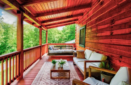 Blowing Rock House | Rhododendron Rendezvous
