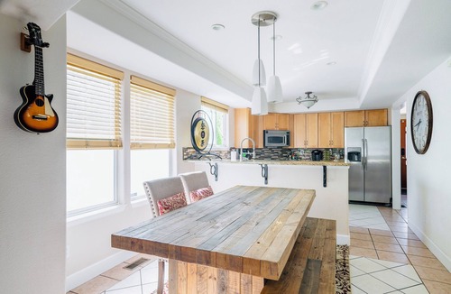 Curtis Park House | RiNo Party Palace: Game Room, Theater & Hot Tub- Sleeps 30!