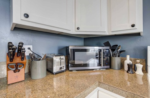 Buena Vista Apartment | River Park Studio! Apartment Near Shops & Trails
