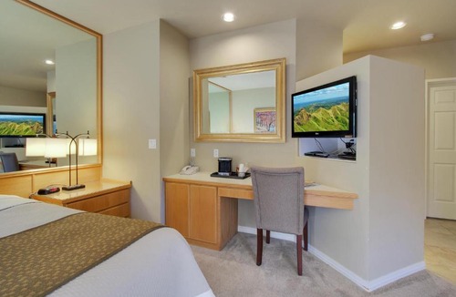 Century West House | River Ridge 313B - Meredith Lodging