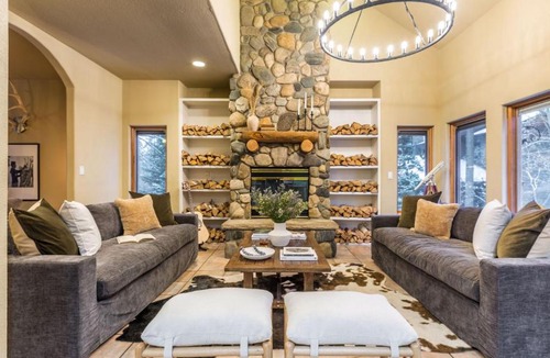 Peak 8 House | River Rock by AvantStay