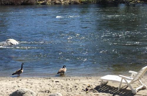 Leavenworth Hotel | River's Edge Lodge
