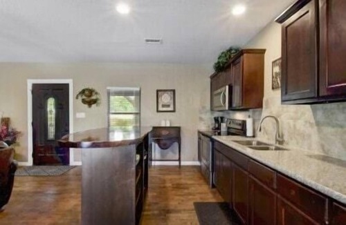 Wimberley Cabin | River's Edge- Tranquil Blanco River Cabin