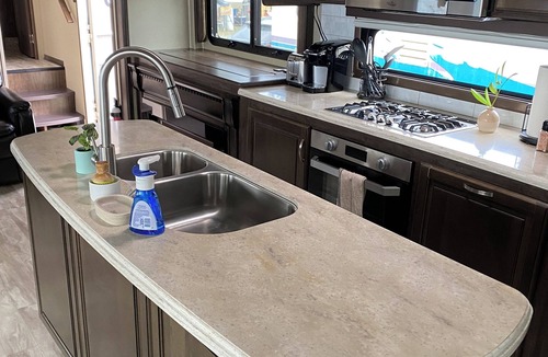 Ridgeway RV Rental | Riverfront 5th Wheel Retreat –Peaceful Fishing Getaway-Private Riverfront Access