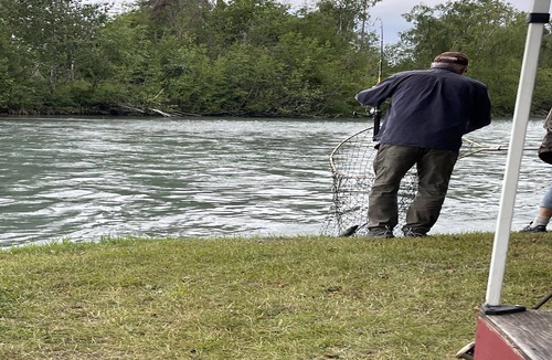 Ridgeway RV Rental | Riverfront 5th Wheel Retreat –Peaceful Fishing Getaway-Private Riverfront Access