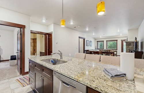 Willow Grove House | Riverfront condo w/full kitchen, fast wifi & convenient location