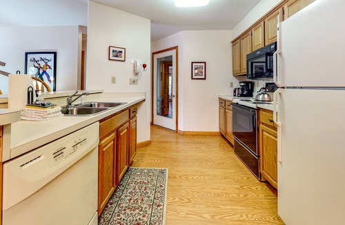 North Woodstock Condo | Riverfront, dog-friendly gem with fireplace, fast WiFi & pool -snowbird-friendly