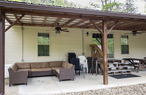 Loudonville House | Riverfront Get-A-Way