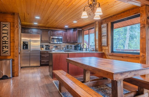 Blue River Cabin | Riverside Cabin Close to Hiking, Skiing, & More