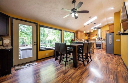 Fishers House | Riverside Haven | Firepit Grill Private Dock!