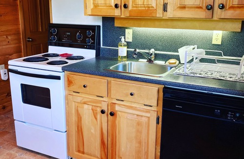 Anglo Rustico Cottage | Riverview Cottage on Green Gables Shore