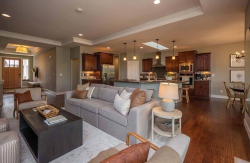 Southern Crossing House | Riverview Executive Retreat Farewell Bend
