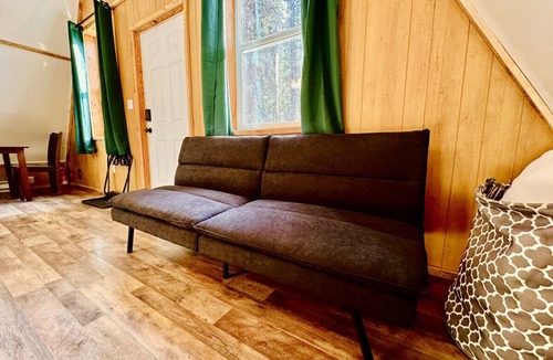 Tok Ski Chalet | Roberts Lodge in Tok, Alaska