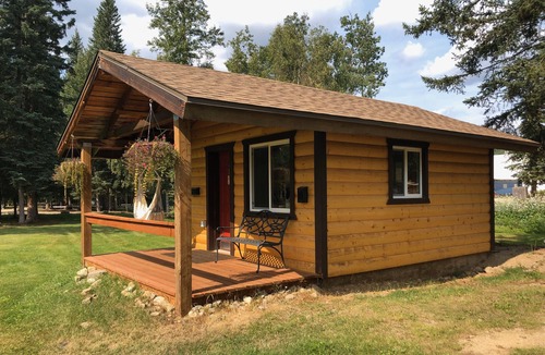 Fairbanks North Star Borough Cabin | Romantic Alaskan Getaway ! Cozy Aurora Log Cabin at Hot Springs near Fairbanks