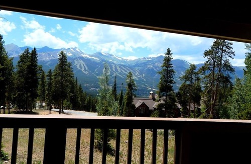 Baldy Mountain House | Rooms with a view! Spacious and comfort book with confidence