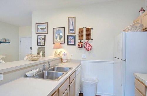 Sea Trail Condo | Royal Poste First Floor Pet-Friendly 2 Bedroom Retreat in Sunset Beach