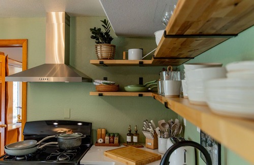 Jamestown Cabin | Ruby’s River Cabin - 15 Minutes to Boulder - Hot Tub+Sauna - Cozy Beds