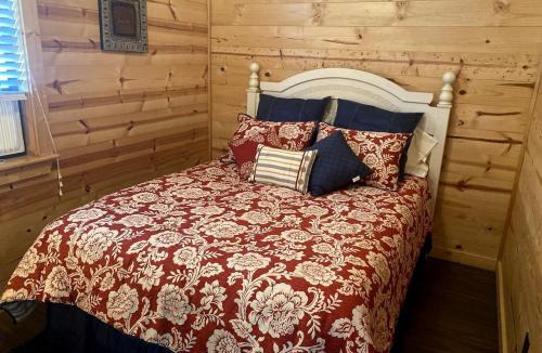 Wimberley House | Rustic Dog-Friendly Cabin with Private Deck and Hot-Tub in Texas