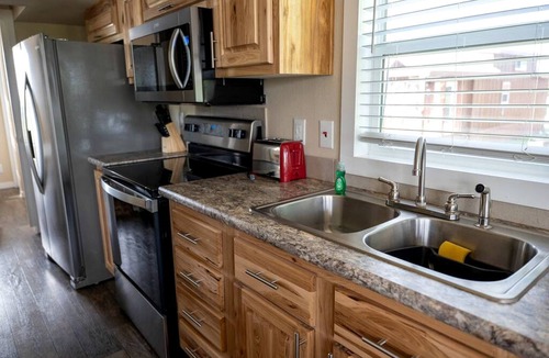 Satin Cabin | Rustic Elegance in Texas - Amazing Glamping Getaways in this Chilton Cabin Rental