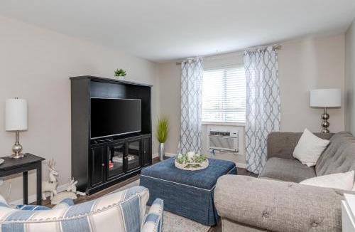 Kettering Apartment | Sapphire Suite The Greene Kettering, OH