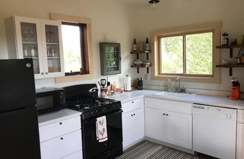 Hermosa House | Scenic, private ranch on the Animas River
