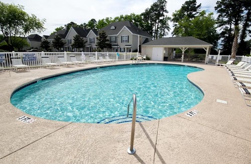 Little River Apartment | Scotch Broom I-102